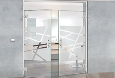 Puertas de paso de aluminio abatibles baviera 2pm